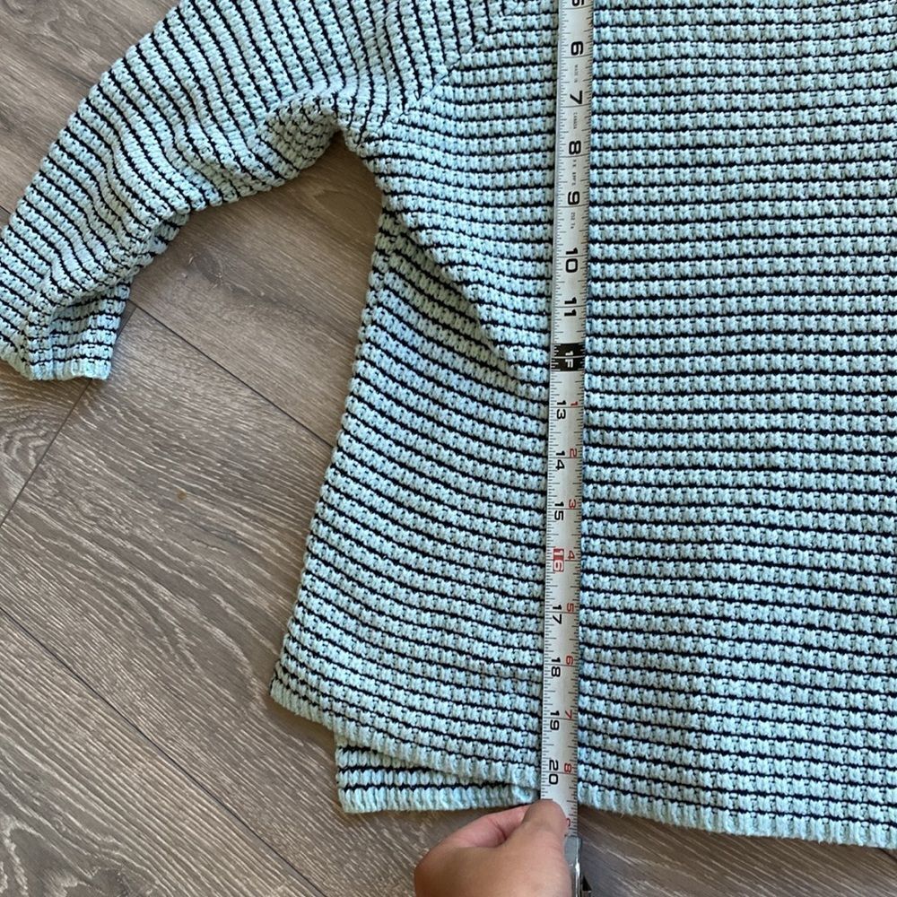 Cute Vera Modo Crop Sweater - Picture 4 of 6